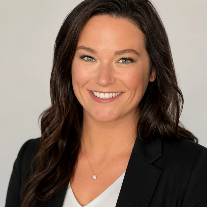 Portrait of Lyndsay Geyen, Administrator